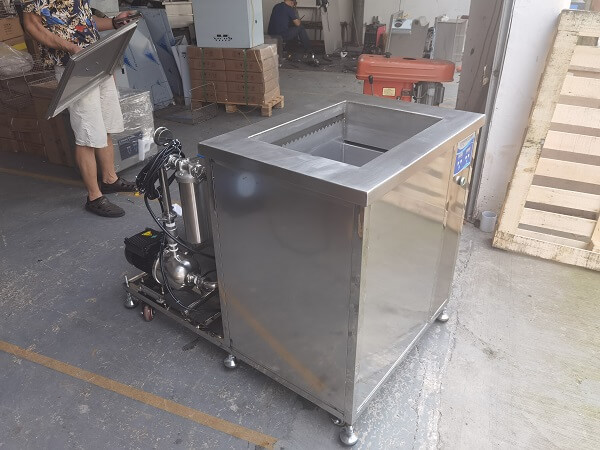 Industrial ultrasonic cleaner 2